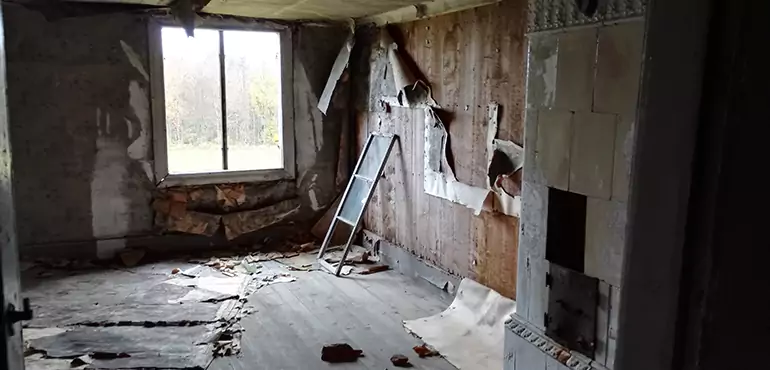 Why Selling a Distressed House Through Traditional Methods Fails in Nevada